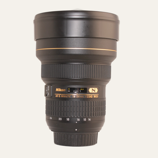 Nikon AF-S Nikkor 14–24mm f/2.8G ED Ultra-Wide Zoom Lens