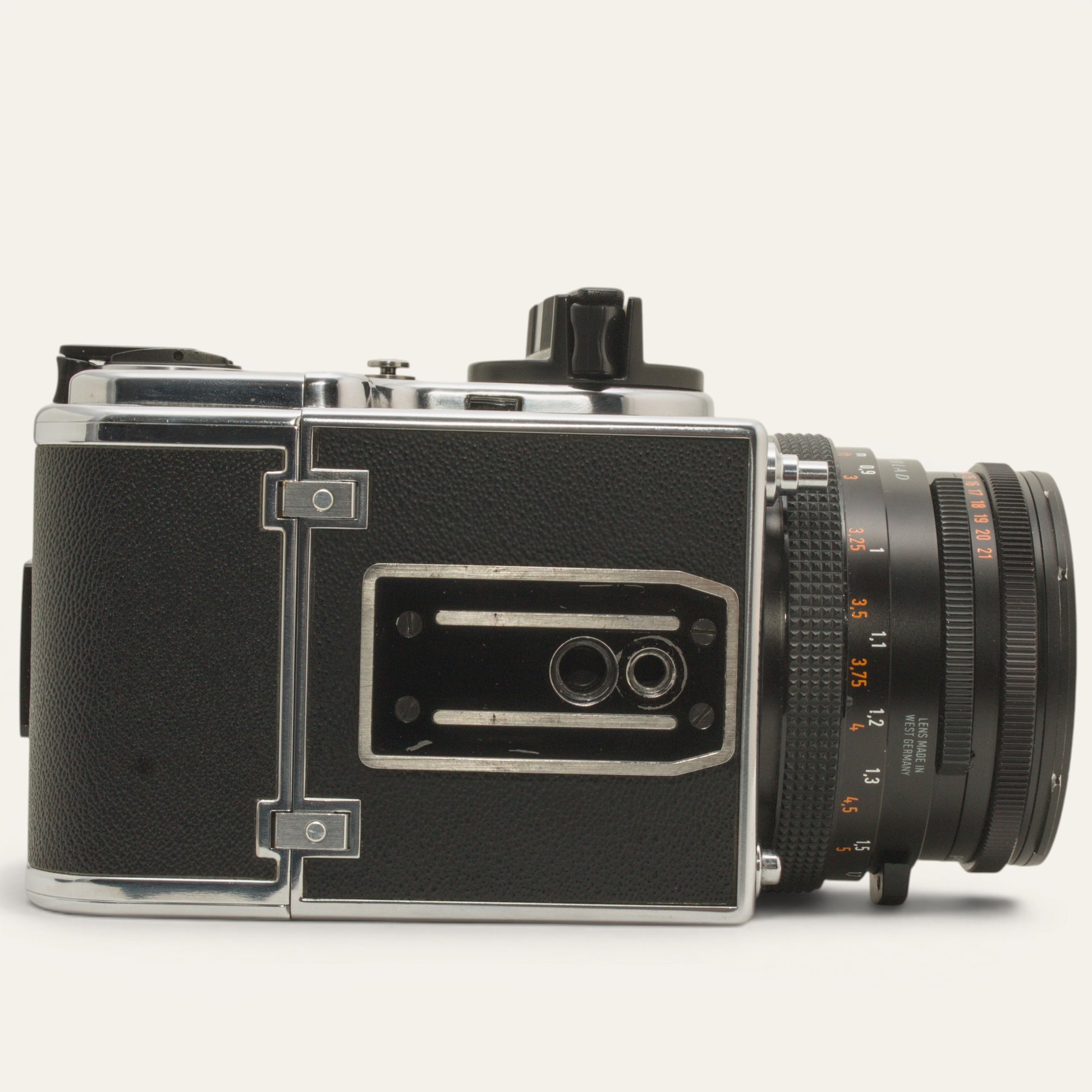 Hasselblad 500 C/M with Carl Zeiss Planar 80mm f/2.8 T* and A12 Back – Used – Excellent Plus