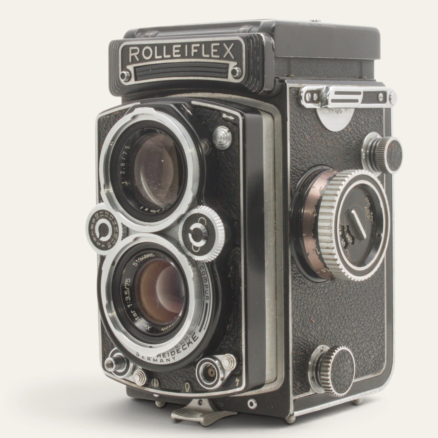 Rolleiflex 3.5E Type 2 TLR with Xenotar 75mm f/3.5