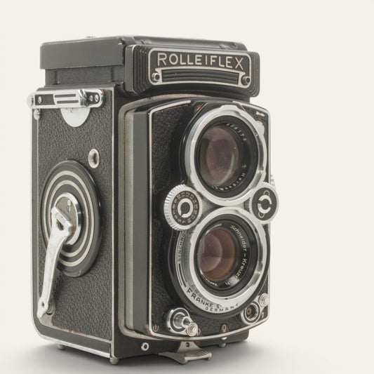 Rolleiflex 3.5E Type 2 TLR with Xenotar 75mm f/3.5