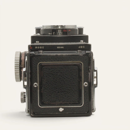 Rolleiflex 3.5E Type 2 TLR with Xenotar 75mm f/3.5
