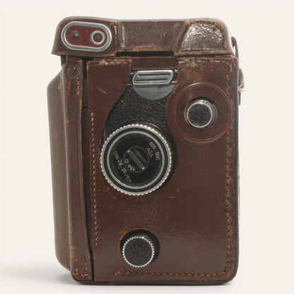 Rolleiflex 3.5E Type 2 TLR with Xenotar 75mm f/3.5