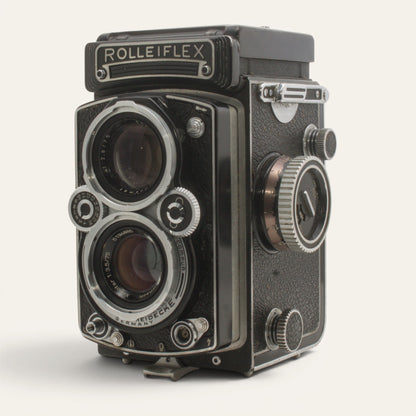 Rolleiflex 3.5E Type 2 TLR with Xenotar 75mm f/3.5