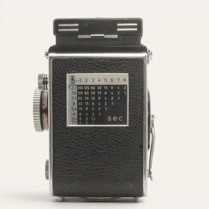 Rolleiflex 3.5E Type 2 TLR with Xenotar 75mm f/3.5