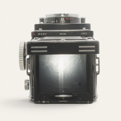 Rolleiflex 3.5E Type 2 TLR with Xenotar 75mm f/3.5