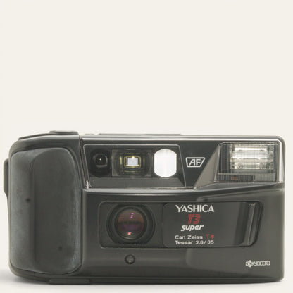 Yashica T3 Super 35mm Compact Camera with Carl Zeiss 35mm f/2.8 Lens (Copy)
