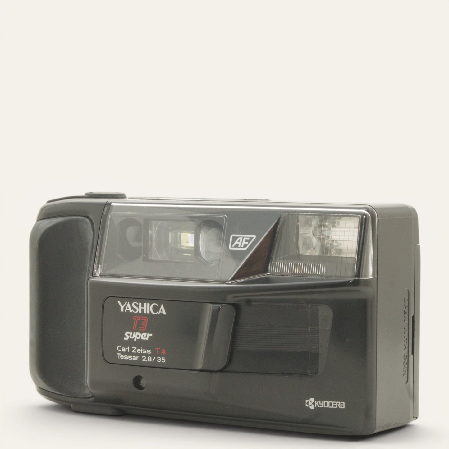 Yashica T3 Super 35mm Compact Camera with Carl Zeiss 35mm f/2.8 Lens (Copy)
