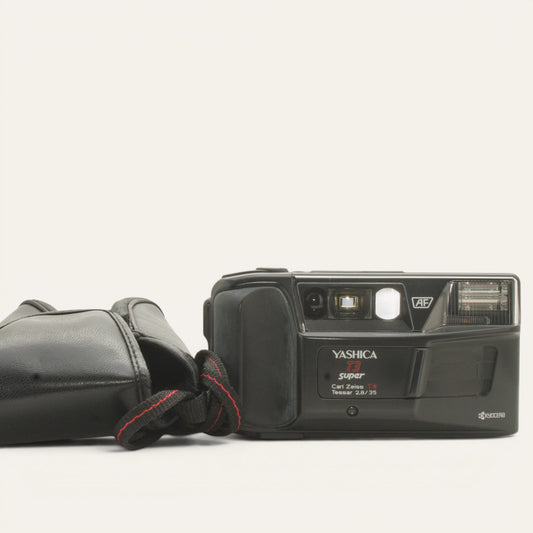 Yashica T3 Super 35mm Compact Camera with Carl Zeiss 35mm f/2.8 Lens (Copy)