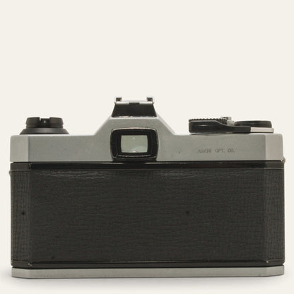 Pentax K1000 35mm Camera with 50mm f/2 Lens
