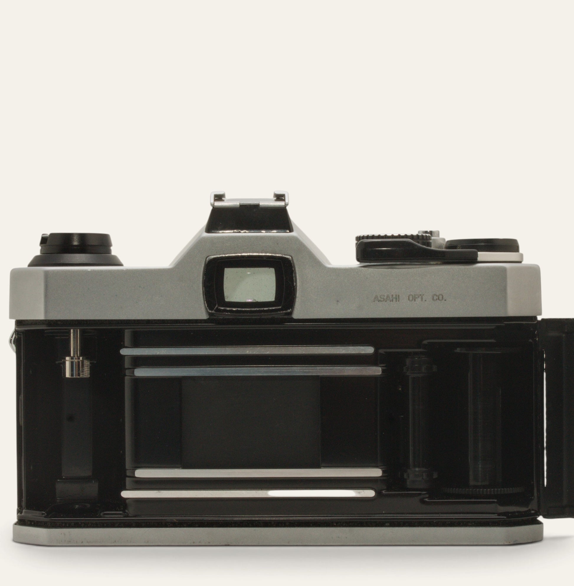Pentax K1000 35mm Camera with 50mm f/2 Lens