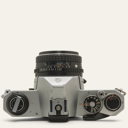 Pentax K1000 35mm Camera with 50mm f/2 Lens