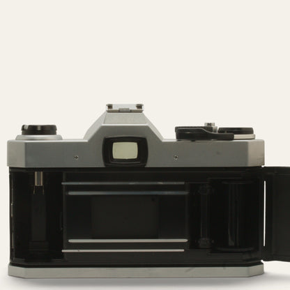 Pentax K1000 35mm SLR Camera with SMC Pentax-M 50mm f/2