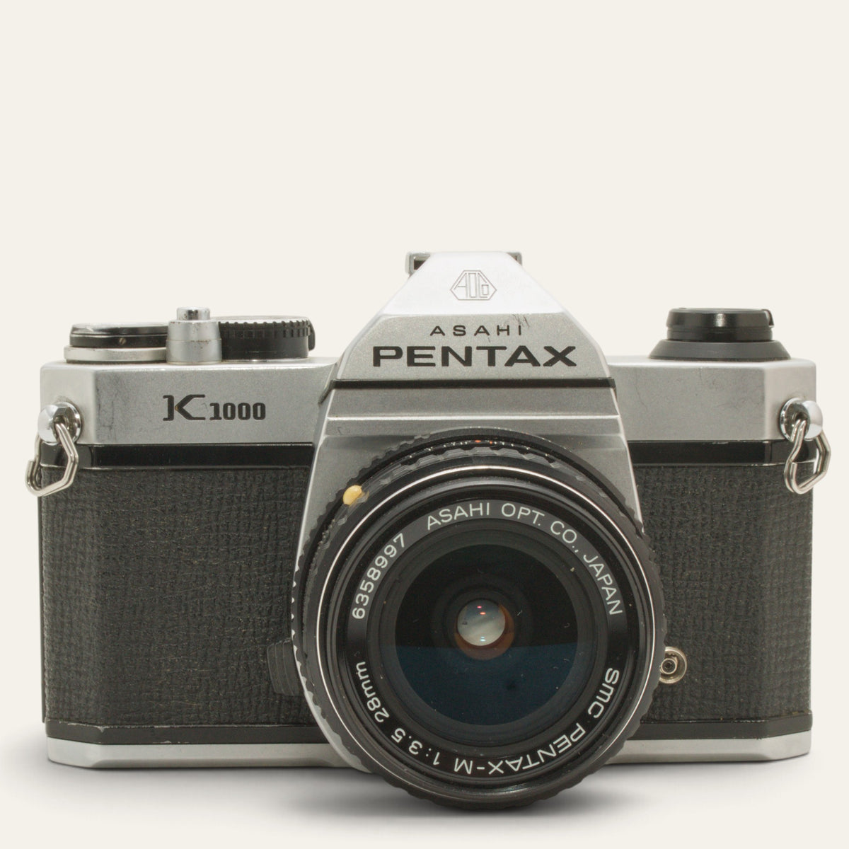Pentax K1000 with SMC Pentax-M 28mm f/3.5 Lens