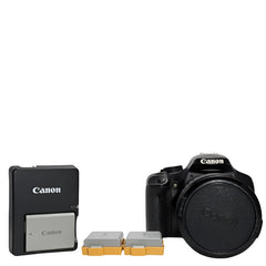 Canon EOS Rebel XSi 12.1 Megapixel Digital DSLR camera w/Canon 28-135 Excellent