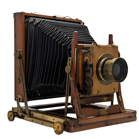 Houghton Triple Victo Mahogany 1/2 plate film camera with 3 plate holders circa 1914 can be used with 4x5 film