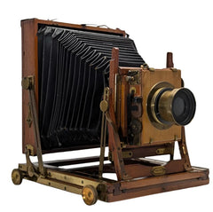 Houghton Triple Victo Mahogany 1/2 plate film camera with 3 plate holders circa 1914 