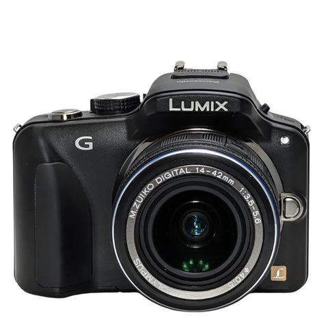 Panasonic Lumix DMC G3 Mirrorless Micro Four Thirds Digital Camera w/ 14-42 Olympus M.Zuiko zoom lens