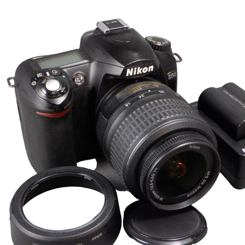 Nikon D50 Digital SLR with AF-S Nikkor 18-55 Lens