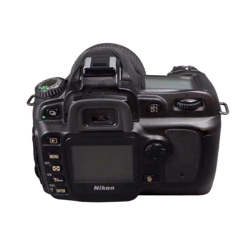 Nikon D50 Digital SLR with AF-S Nikkor 18-55 Lens