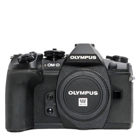 Olympus OM-D E-M1 Mark II 20mp Mirrorless Micro-4/3 digital camera, Body Shutter Count <10,600