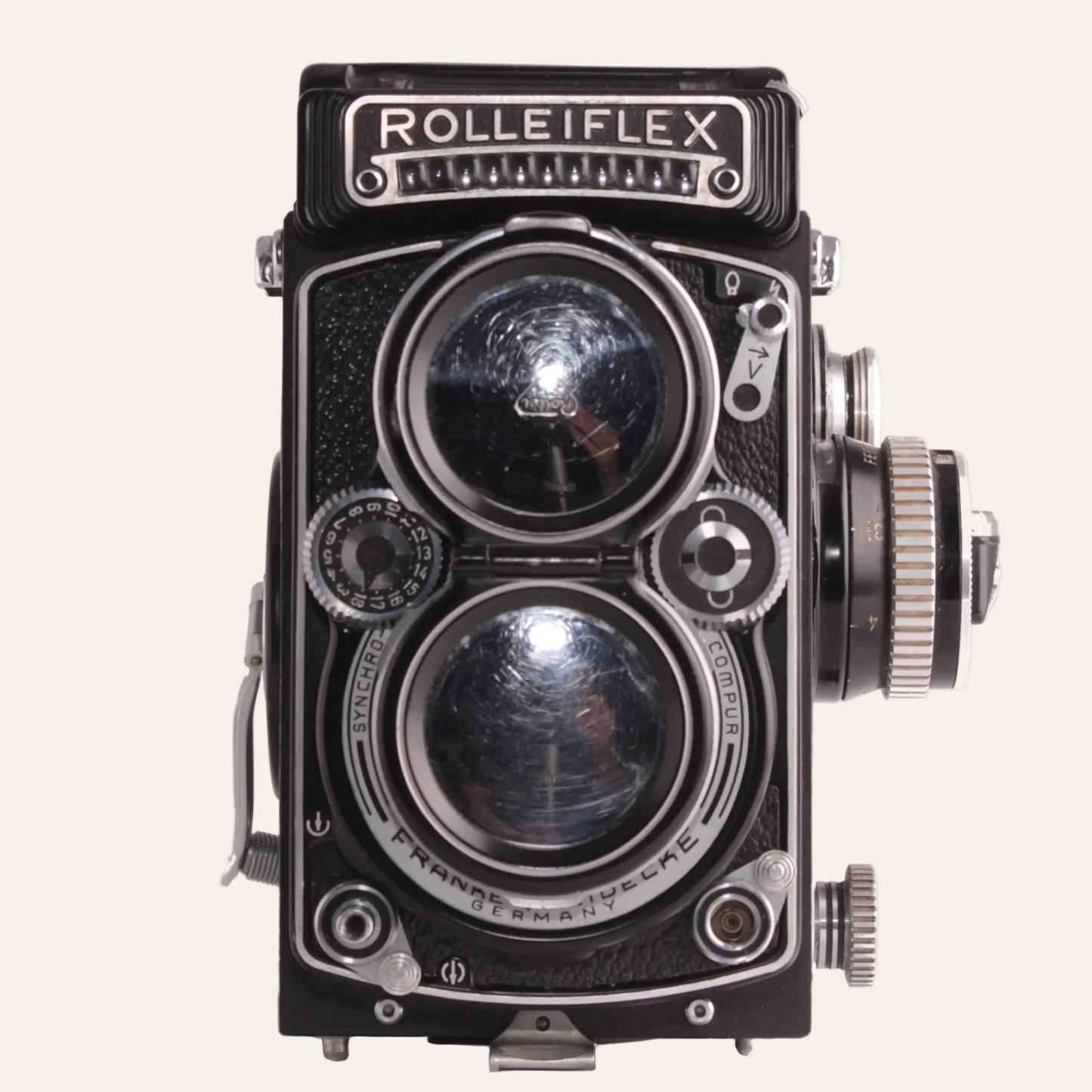 Rolleiflex 2.8F TLR Camera – Zeiss Planar 80mm f/2.8 – Mint