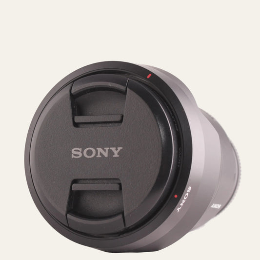 Sony Zeiss FE 16-35mm f/4 ZA OSS (SEL1635Z) – Mint