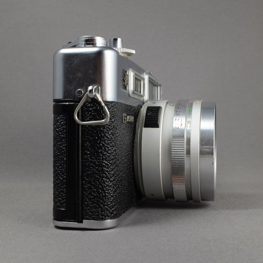 Yashica Electro 35 GSN Rangefinder Camera – Near Mint – Battery, Adapter, Case