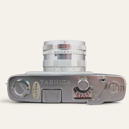 Yashica Minister III 35mm Rangefinder Camera