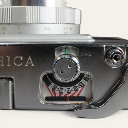 Yashica Minister III 35mm Rangefinder Camera