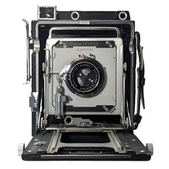 Pacemaker Graflex Crown Graphic Special 4x5 film camera with Schneider-Kreuznach 135mm f4.7 Xenar lens and flash unit