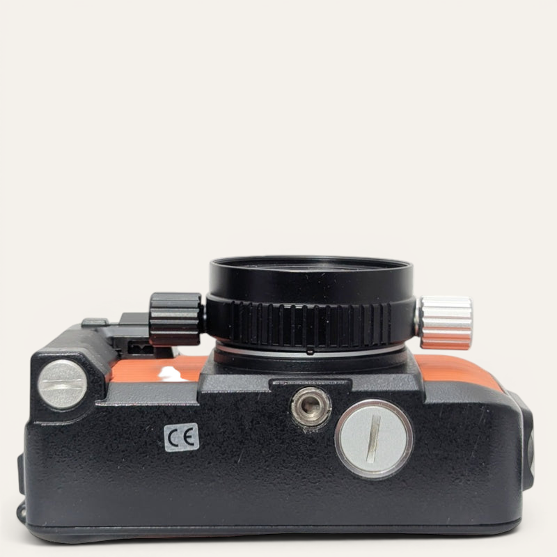Nikonos V 35mm Underwater Camera with Nikkor 35mm f/2.5 Lens